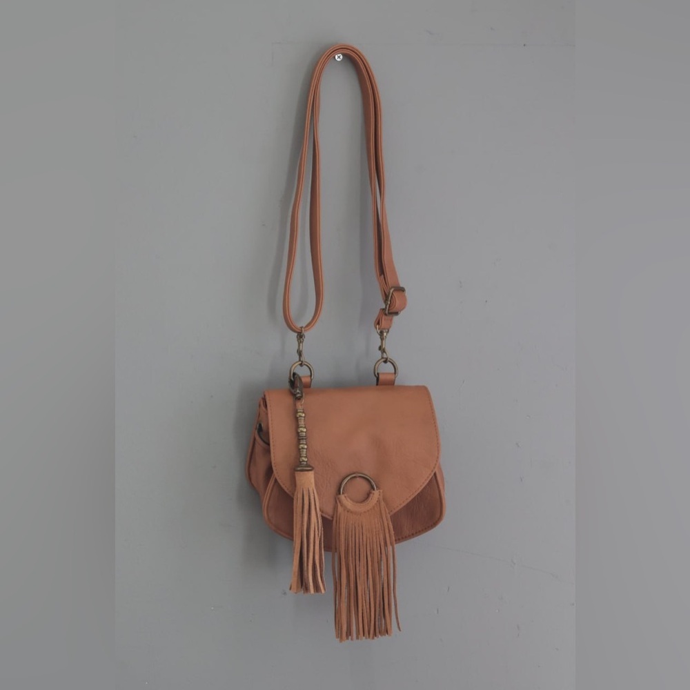 Vintage Mudd Crossbody Purse Faux Leather Brown Tassel 90s Y2K Brass Accent Boho